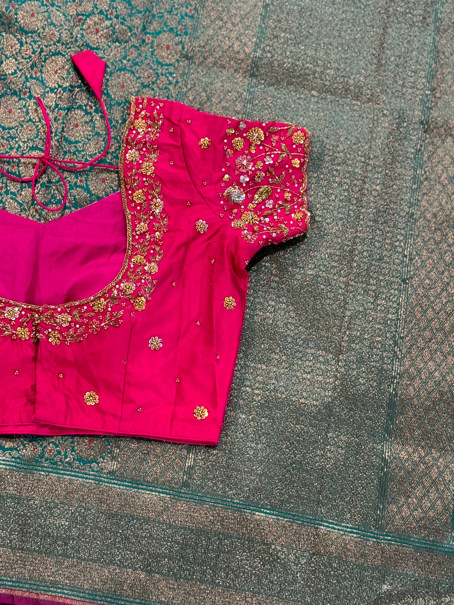 **New**Pure Benaras brocade saree with contrast work blouse