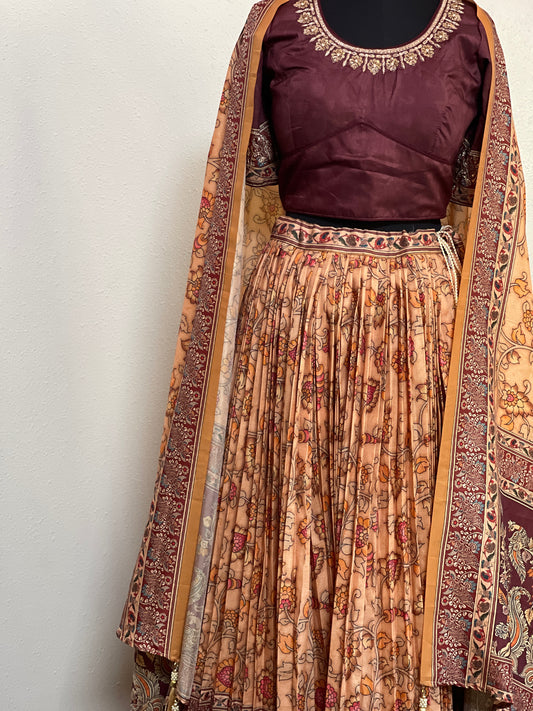 Kalamkari Lehanga With Contrast blouse With Dupatta