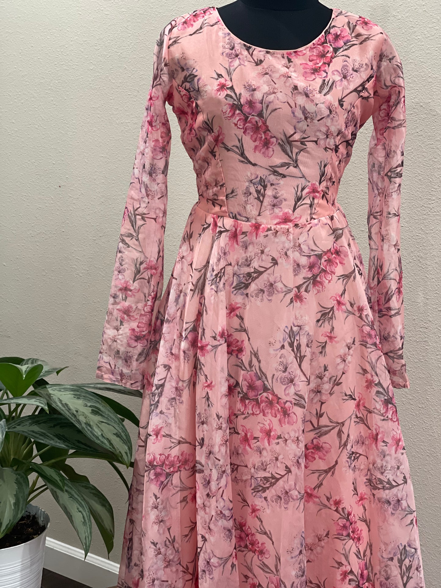 Pink floral long frok